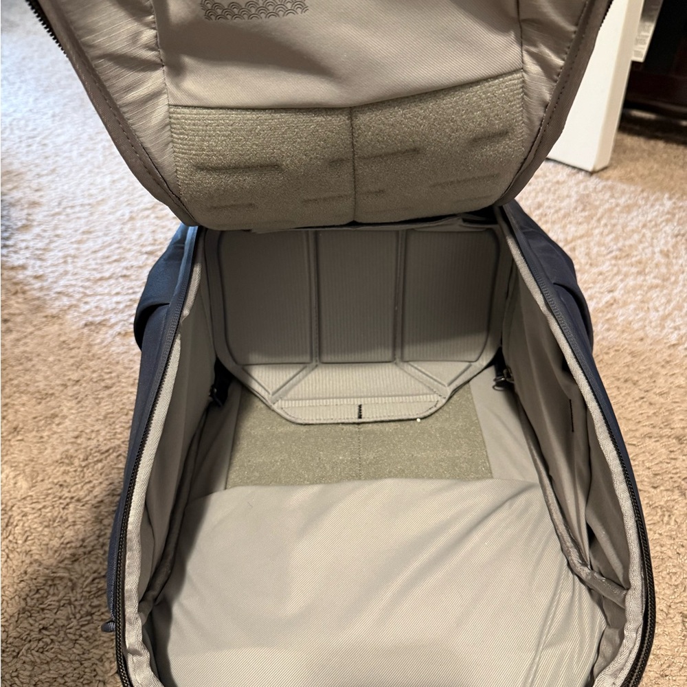 Peak Design Everyday Backpack Zip (20l, Midnight … - image 4